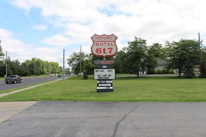 Blisspoint Inn Fka Motel 6T7 Indianapolis Eksteriør billede