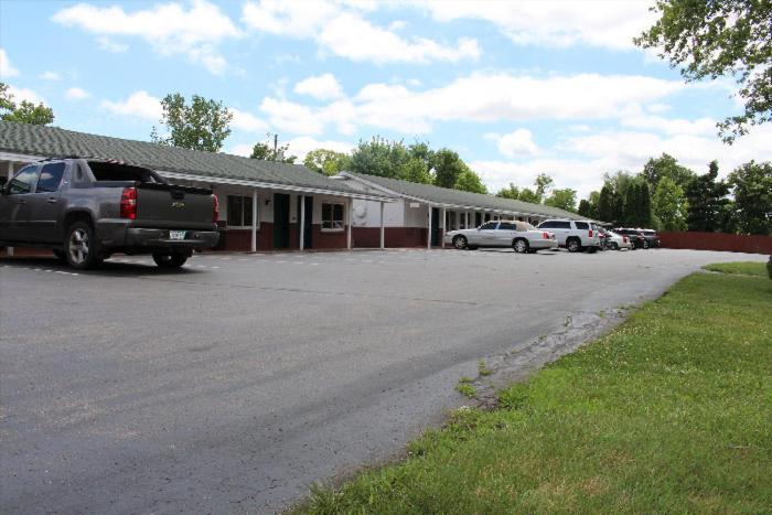Blisspoint Inn Fka Motel 6T7 Indianapolis Eksteriør billede