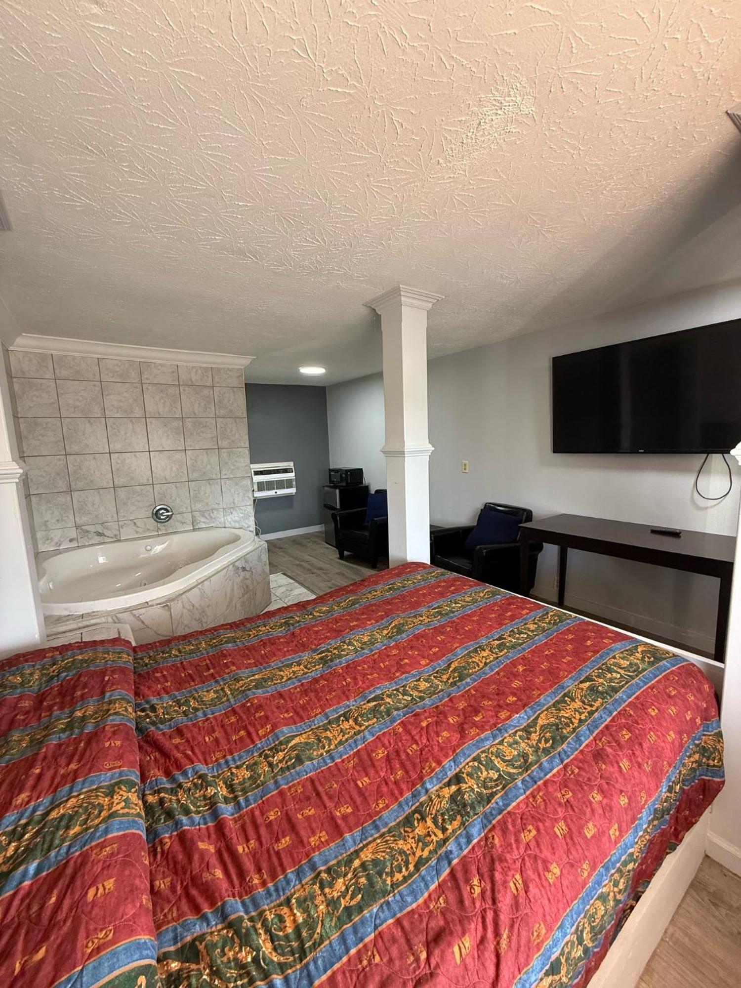 Blisspoint Inn Fka Motel 6T7 Indianapolis Eksteriør billede