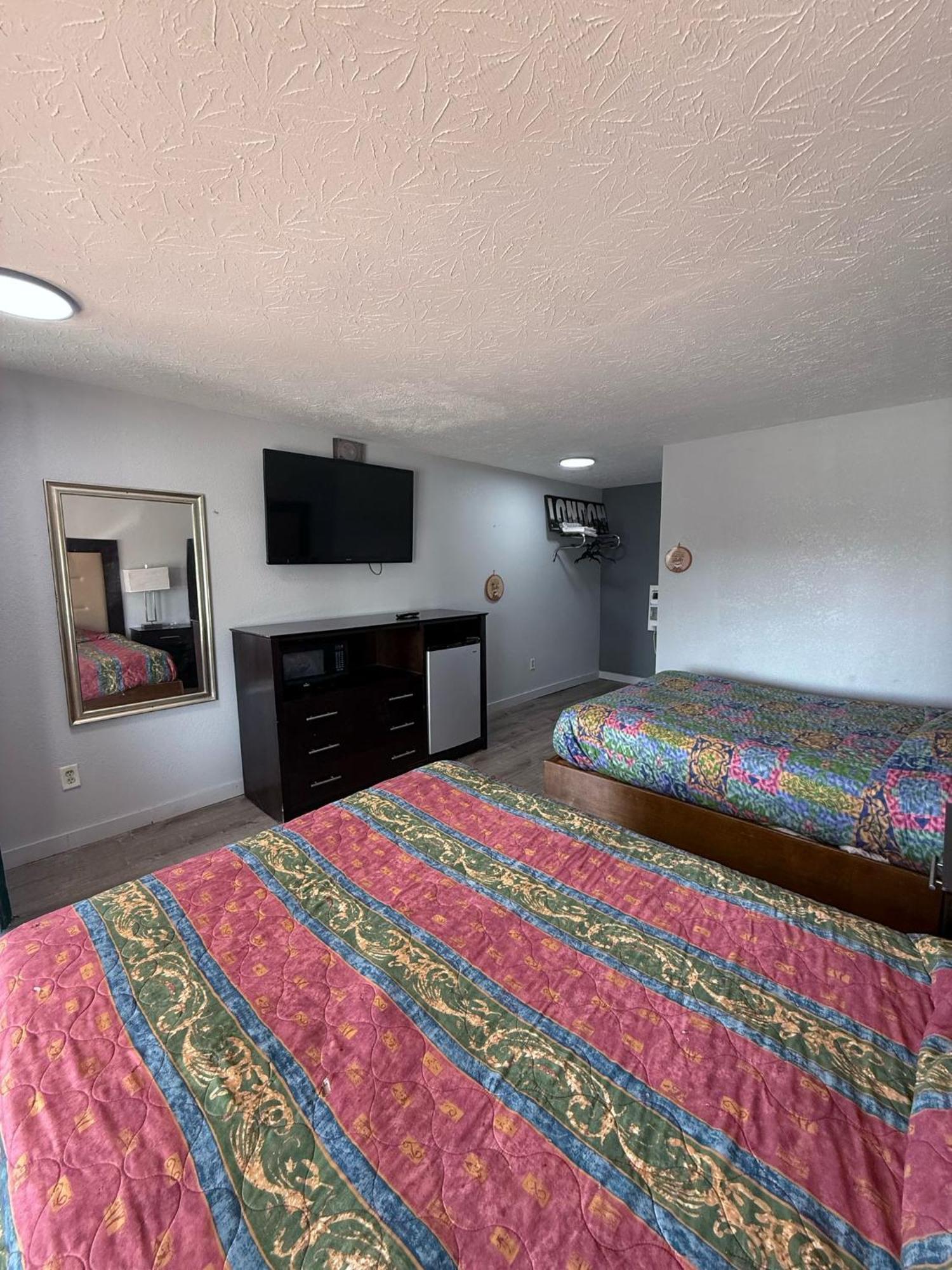 Blisspoint Inn Fka Motel 6T7 Indianapolis Eksteriør billede